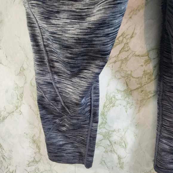 FUNANI Gray Capri Leggings - Picture 11 of 13